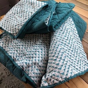 West Elm King Reversible Coverlet and Shams